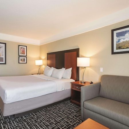 La Quinta By Wyndham Deming Hotel Exterior photo