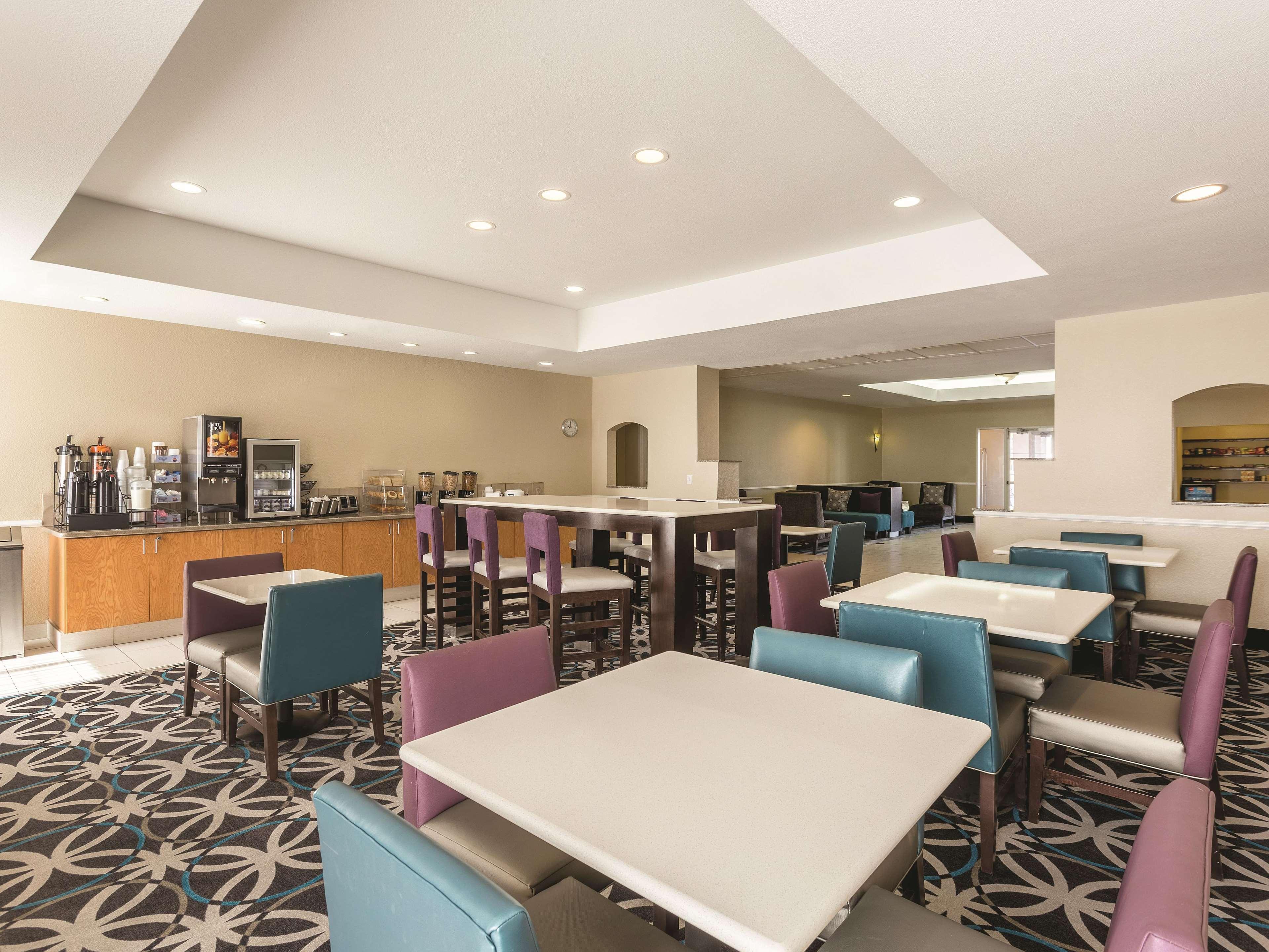La Quinta By Wyndham Deming Hotel Exterior photo